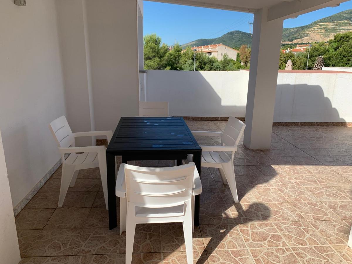 Apartamentos Playa D Y G Сан-Карлос-де-ла-Рапита Экстерьер фото